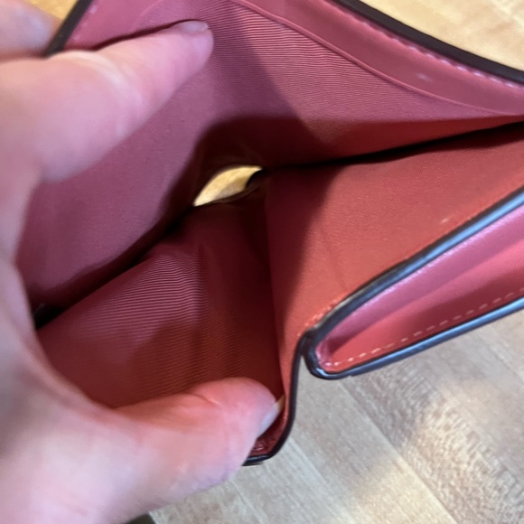 Coach Signature Pink Lily Wallet - Picture 6 of 10